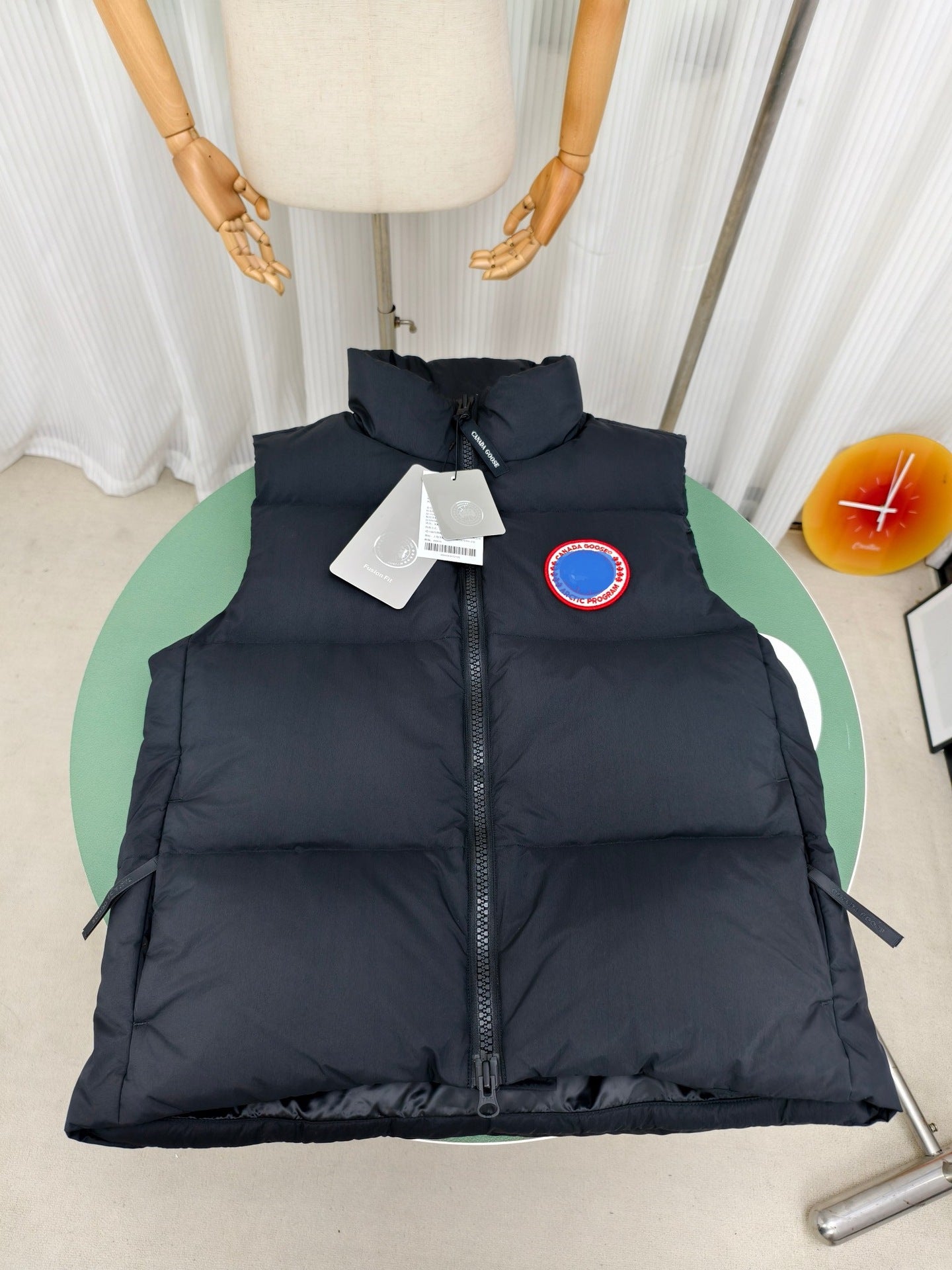 Cana-da - Goose, Duck Down 2804 Style White Duck Down Vest 2025 Autumn Winter New Solid Color