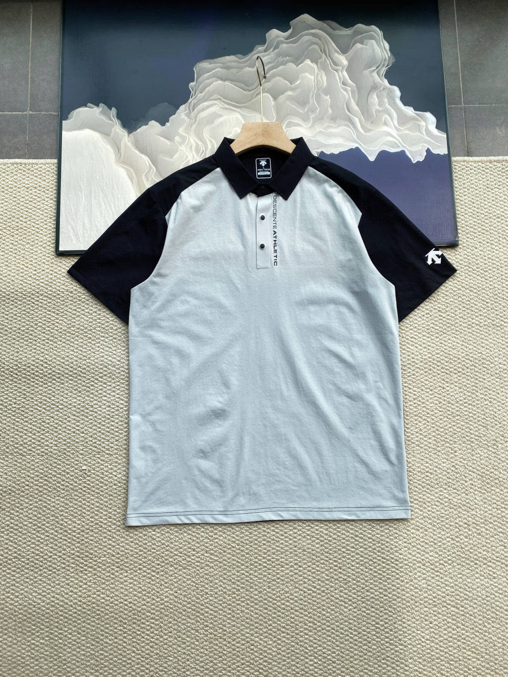 sport short-sleeved polo shirt! Breathable and comfortable, with a perfect fit. Made of soft cotton, it's skin-friendly, comfortable and won't stick to your body!
