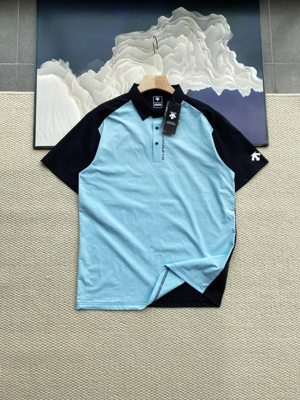 sport short-sleeved polo shirt! Breathable and comfortable, with a perfect fit. Made of soft cotton, it's skin-friendly, comfortable and won't stick to your body!