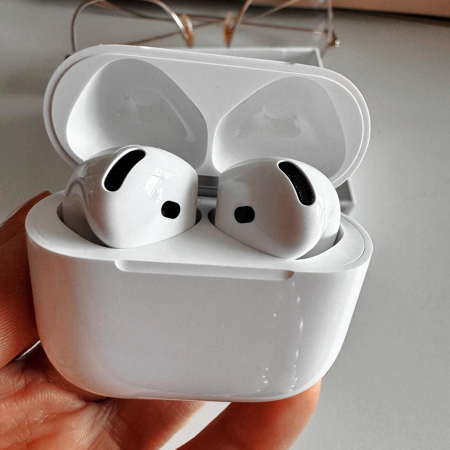 gmabcd NMbro4 Bluetooth headphones Wireless noise-cancelling Music cool earbuds