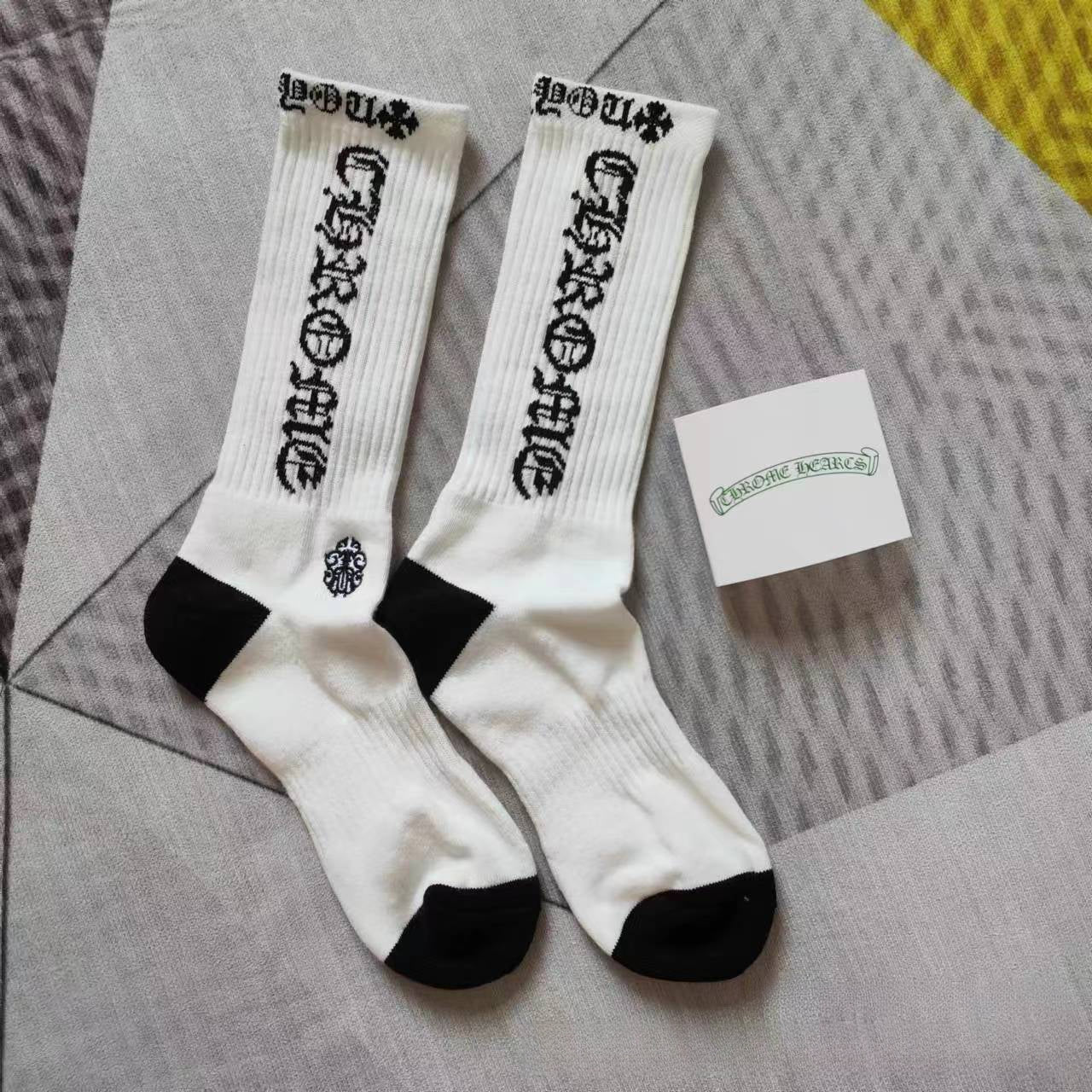 GM CHeart Socks CH Striped Letter Red Lip Embroidery Logo Towel Bottom Sports Trendy Socks