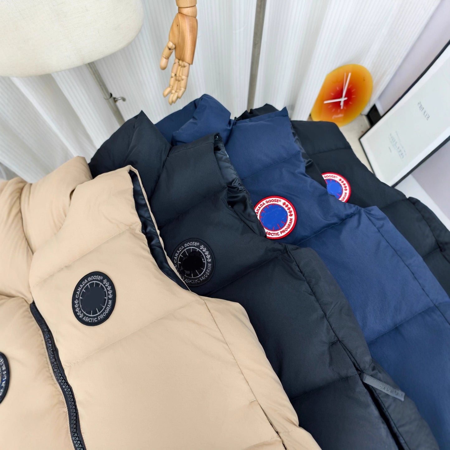 Cana-da - Goose, Duck Down 2804 Style White Duck Down Vest 2025 Autumn Winter New Solid Color