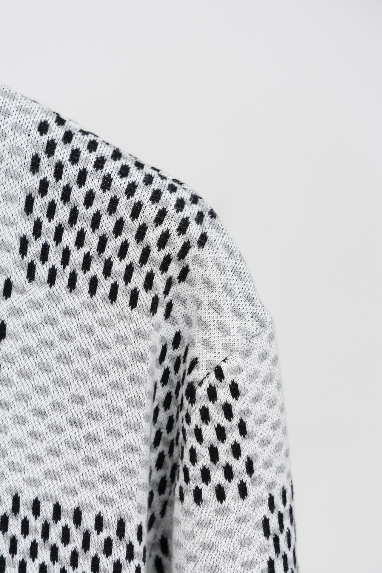 2025 Spring/Summer Show Collection! Chessboard Pattern Knitted Jacquard Short Sleeve Shirt, with Damier Design - A Must-Have Eye-Catching T-SHIRT Short Sleeve Shirt!