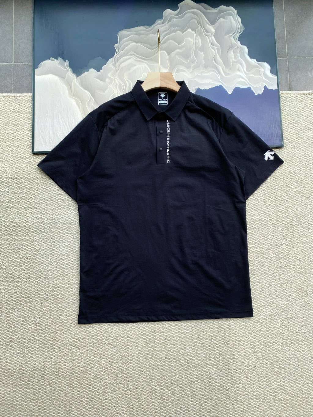 sport short-sleeved polo shirt! Breathable and comfortable, with a perfect fit. Made of soft cotton, it's skin-friendly, comfortable and won't stick to your body!