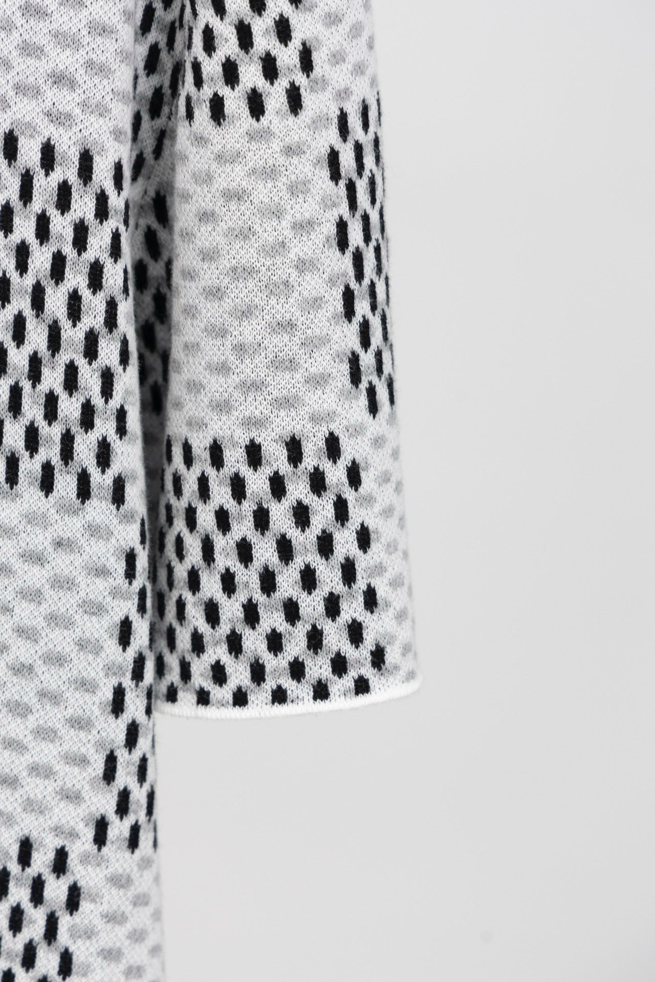 2025 Spring/Summer Show Collection! Chessboard Pattern Knitted Jacquard Short Sleeve Shirt, with Damier Design - A Must-Have Eye-Catching T-SHIRT Short Sleeve Shirt!