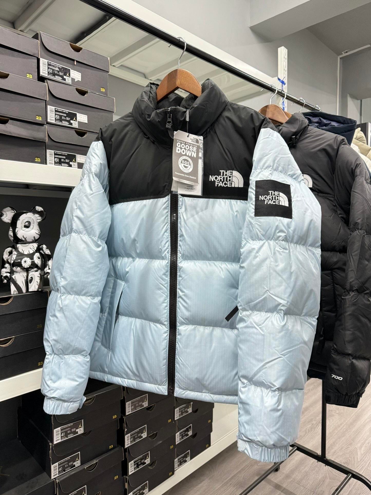 GMabcd NorthFace 1996 Style 700 Fill Power Down Jacket for Men and Women, Short Sports Down Jacket, Puffer Jacket, Outerwear