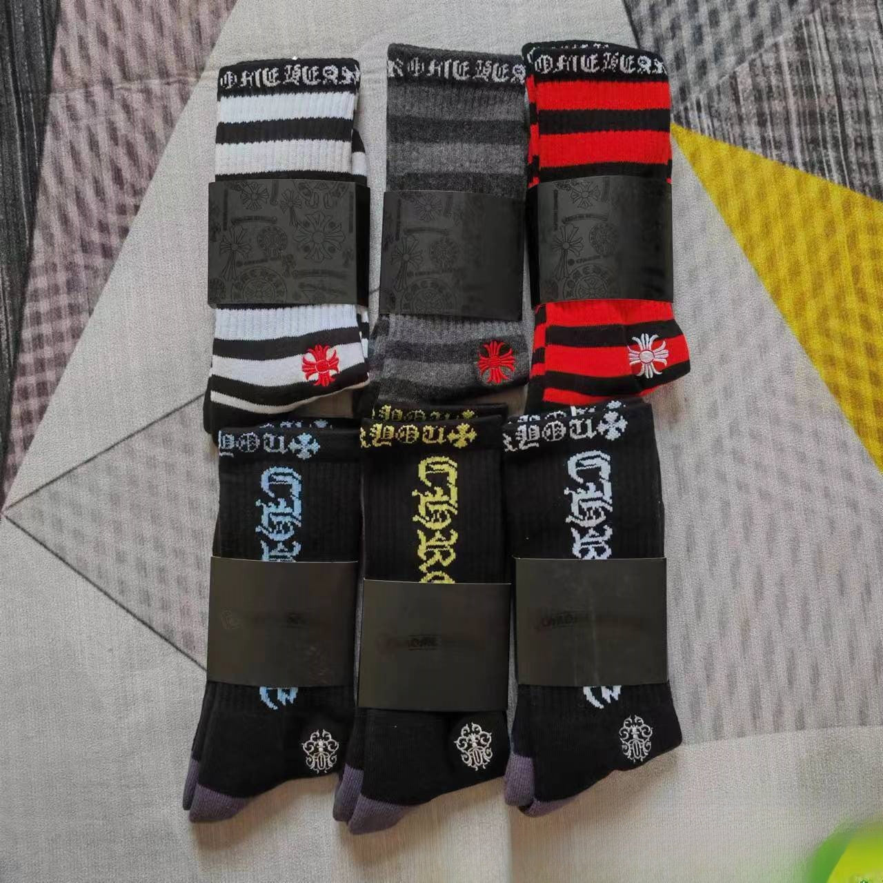 GM CHeart Socks CH Striped Letter Red Lip Embroidery Logo Towel Bottom Sports Trendy Socks