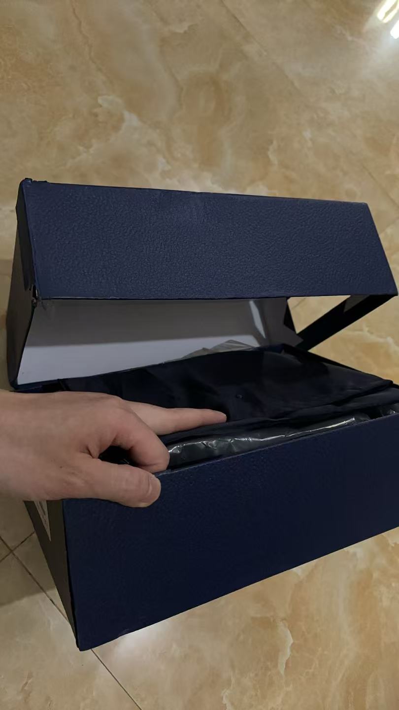 2025 New CD Fashion Casual Couple Lightweight Mesh Shoes Breathable Comfortable Casual Sneakers B30 Running Shoes