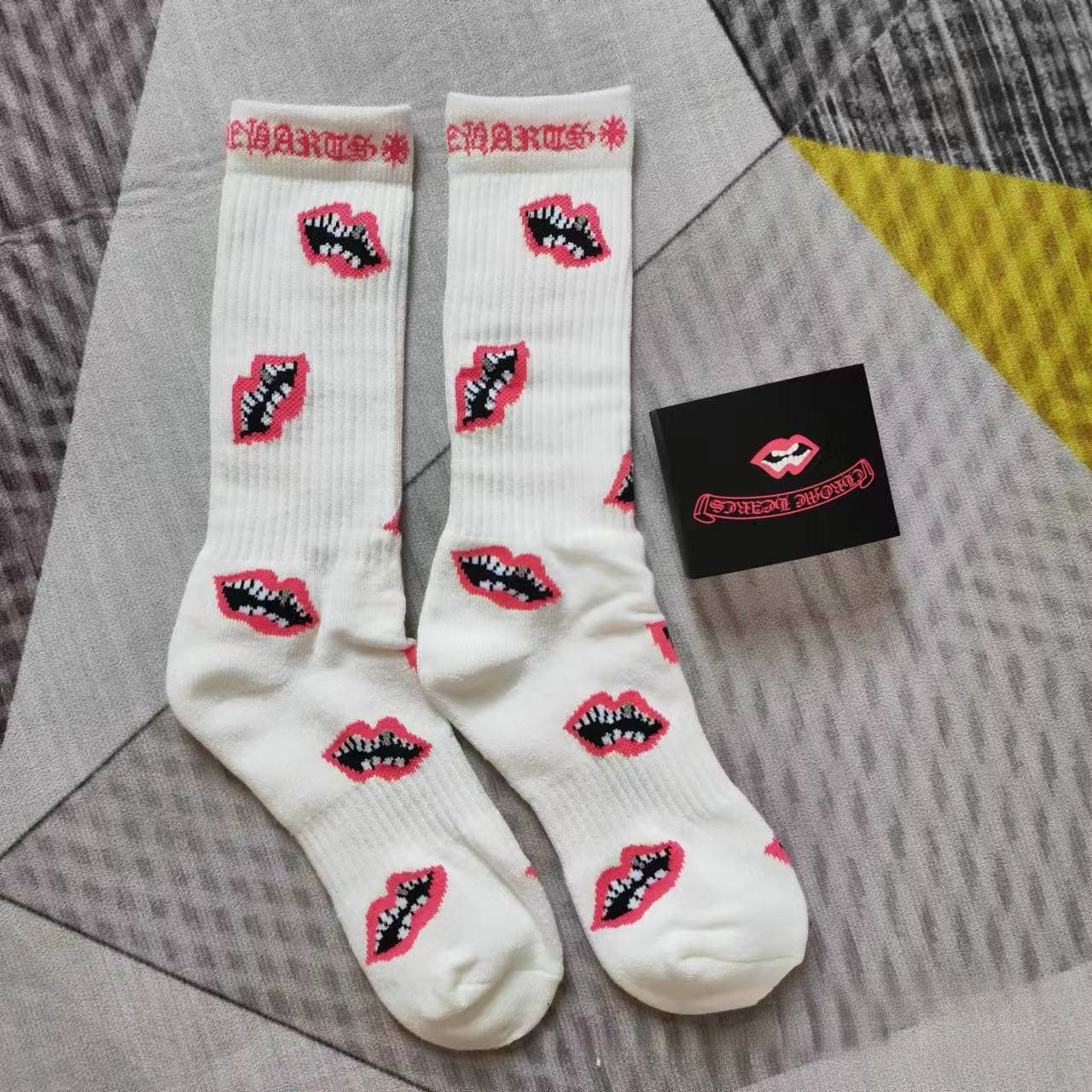 GM CHeart Socks CH Striped Letter Red Lip Embroidery Logo Towel Bottom Sports Trendy Socks