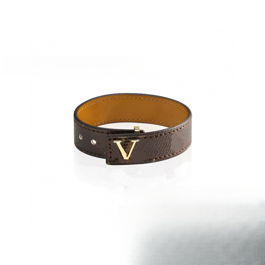 Silver Buckle Black Flower Bracelet High Quality Old Flower Leather Plaid Pattern Bracelet