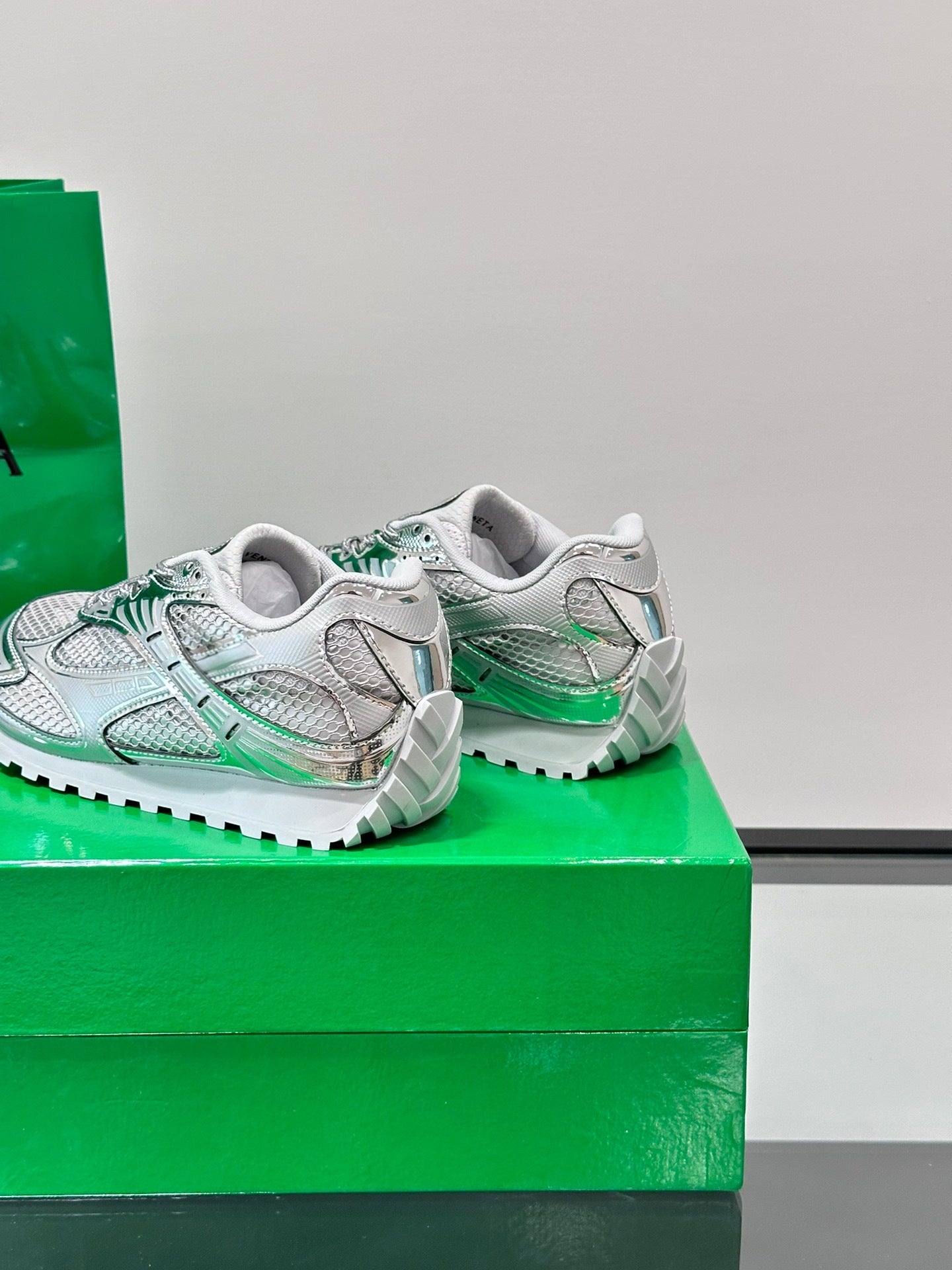 GMabcd New Casual Genuine Leather Mesh Patchwork Dad Shoes Versatile Fashion Couple Lace-up Sneakers