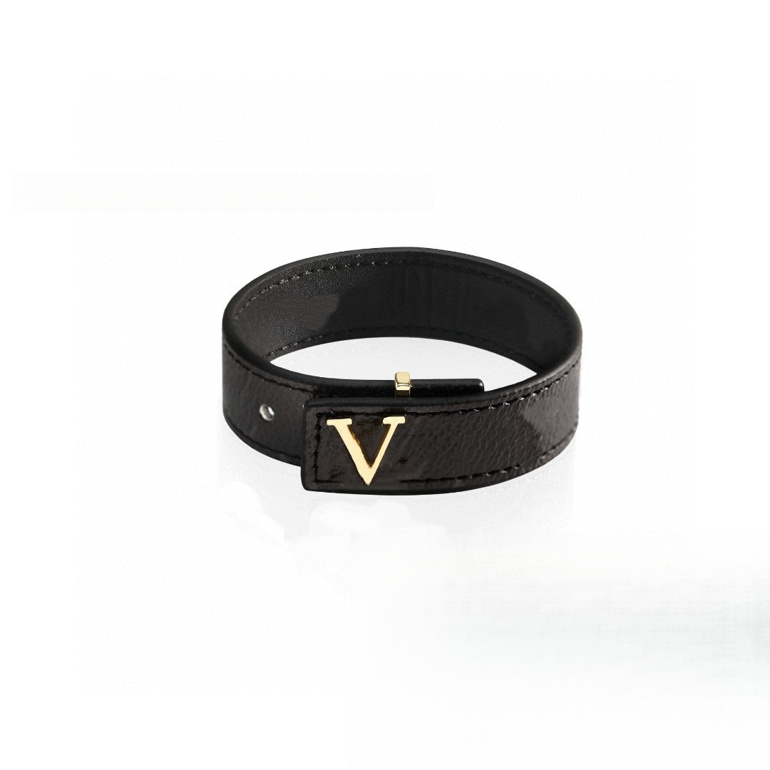 Silver Buckle Black Flower Bracelet High Quality Old Flower Leather Plaid Pattern Bracelet
