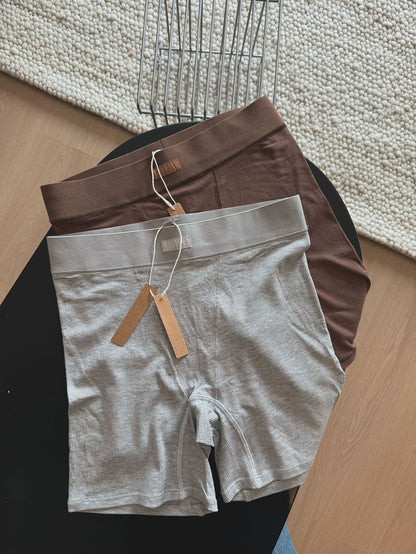 Ski** Kardashian Boyfriend European and American 2025 Women's Spring Sports Ribbed Shorts Slim Fit Spring Summer New Style