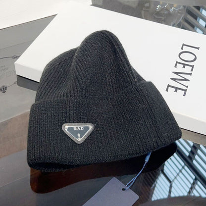 Winter Warm Knitted Hat Fashionable Export Style Pullover Windproof Thick Knitted Hat