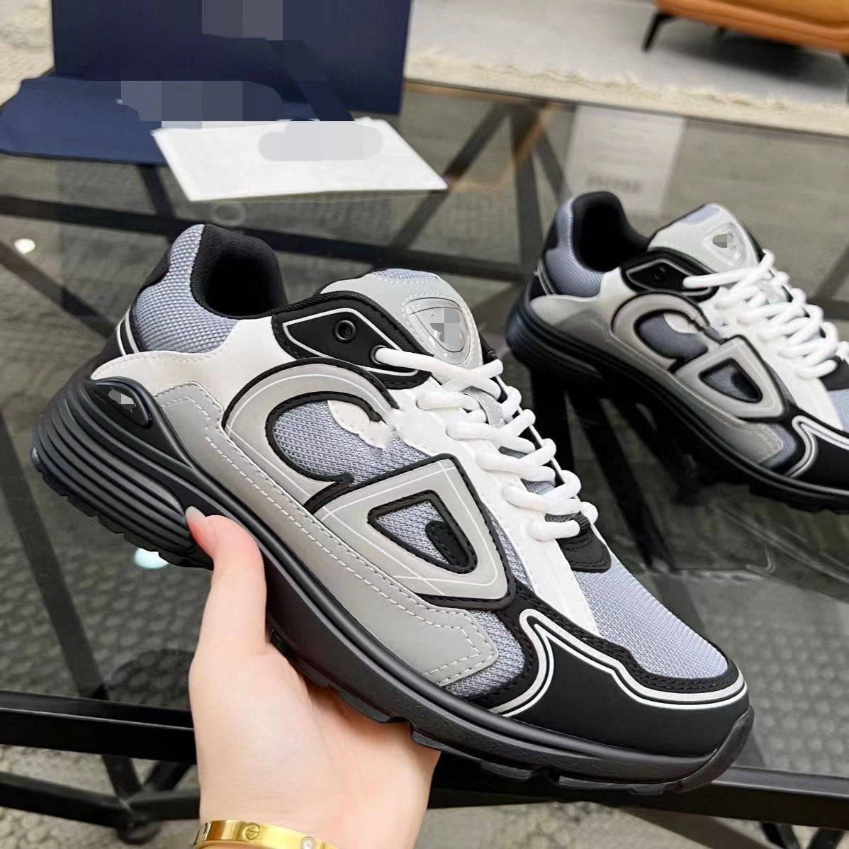 2025 New CD Fashion Casual Couple Lightweight Mesh Shoes Breathable Comfortable Casual Sneakers B30 Running Shoes(2)