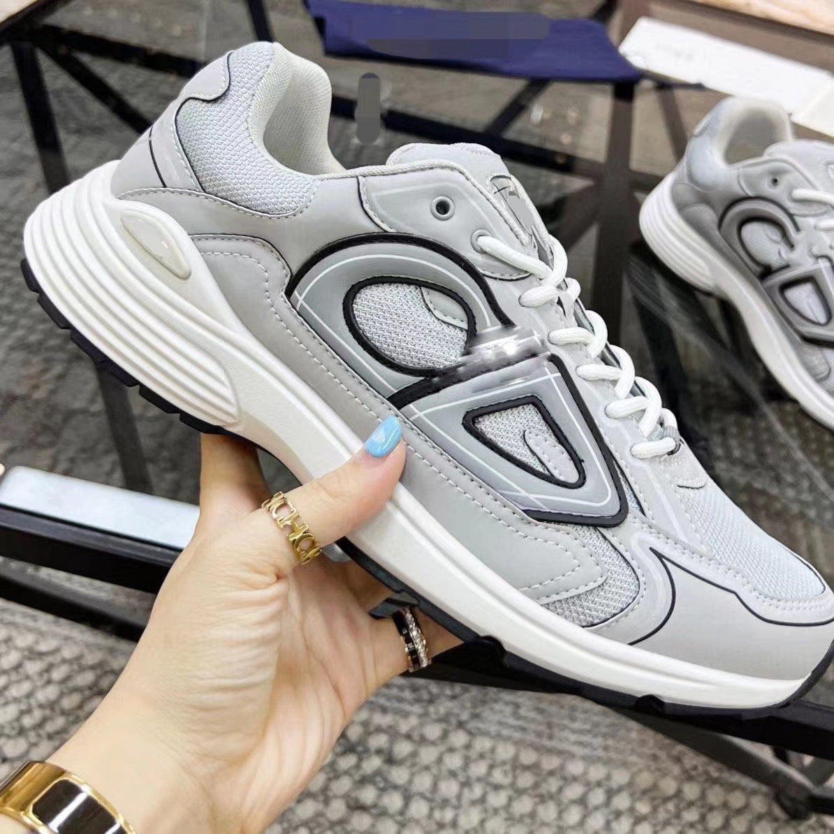 2025 New CD Fashion Casual Couple Lightweight Mesh Shoes Breathable Comfortable Casual Sneakers B30 Running Shoes(2)