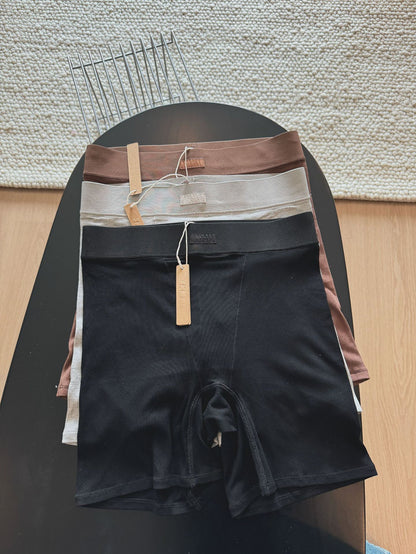 Ski** Kardashian Boyfriend European and American 2025 Women's Spring Sports Ribbed Shorts Slim Fit Spring Summer New Style