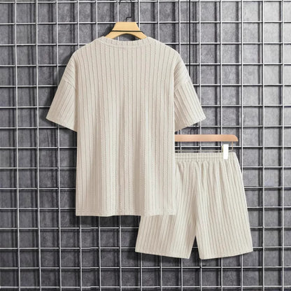 Fashion Striped Twist Short Sleeve T-Shirt and Shorts Two-Piece Loose Comfortable Casual Sports Set for Men