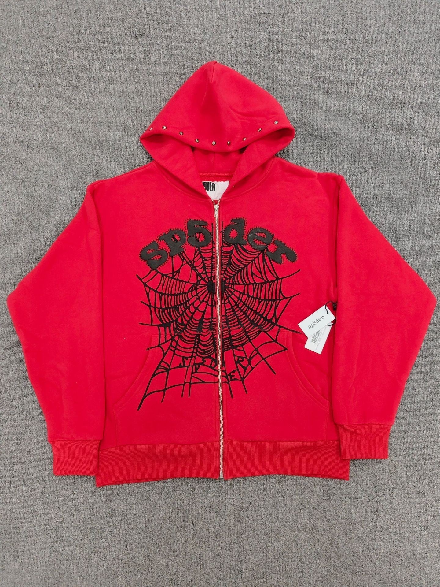 ad775524-9a8e-456d-aba1-202931d1f104