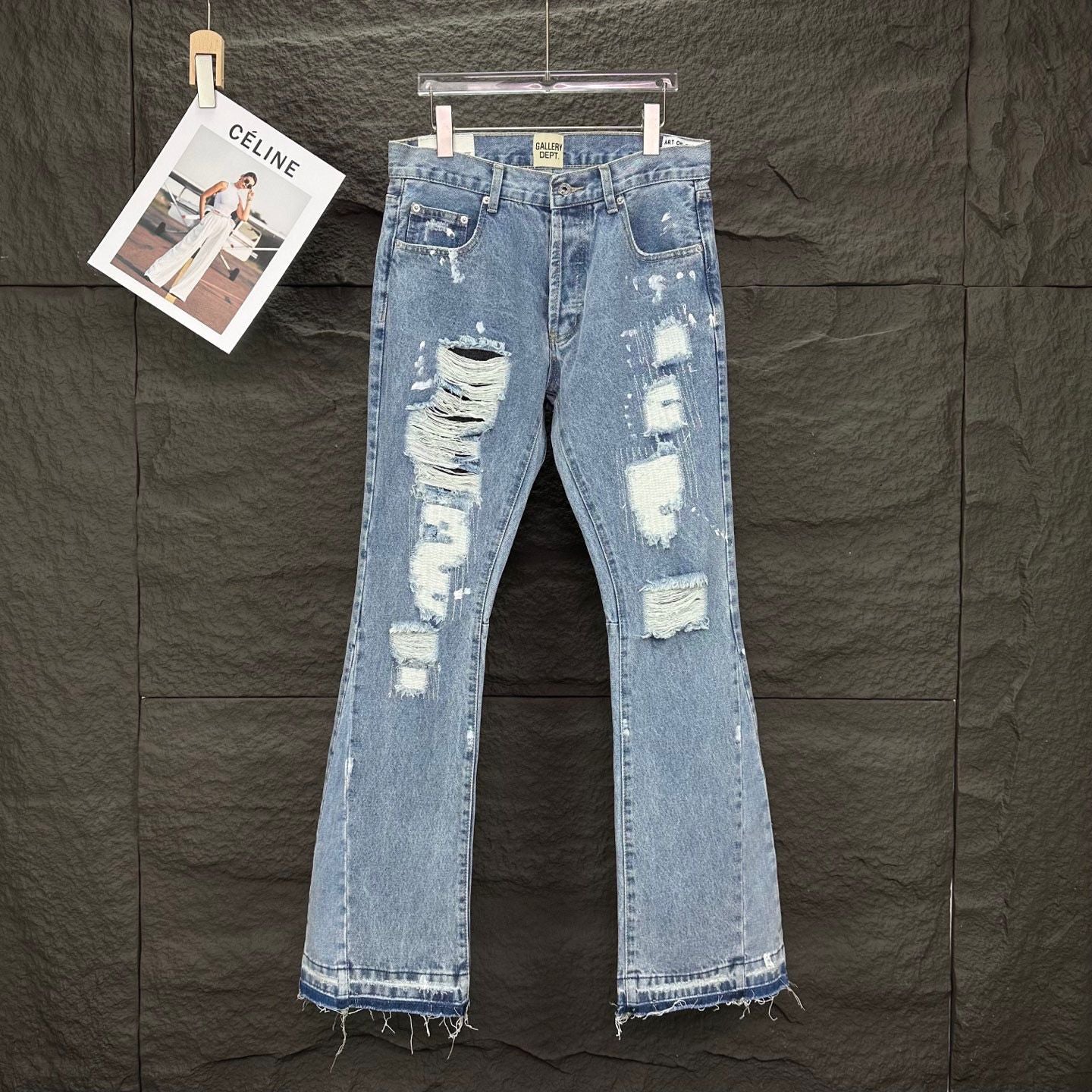 2a2e5557-d8a1-45b2-ac78-13047cb6213b