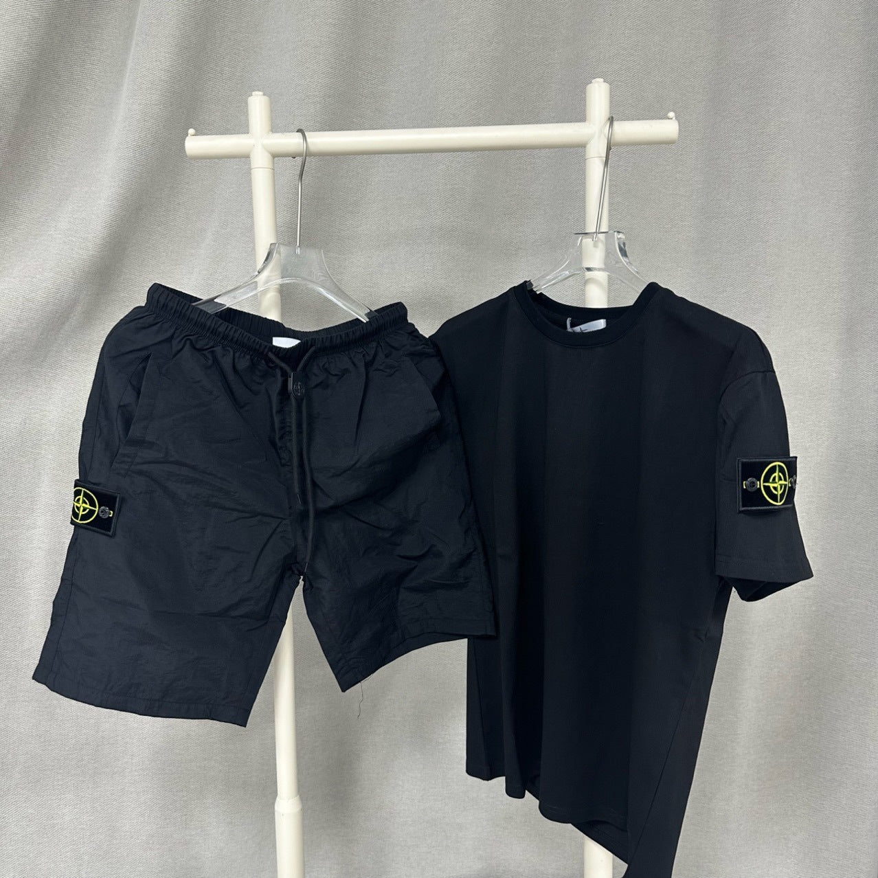 b08555e7-5691-46ee-a0df-f23975965ad7