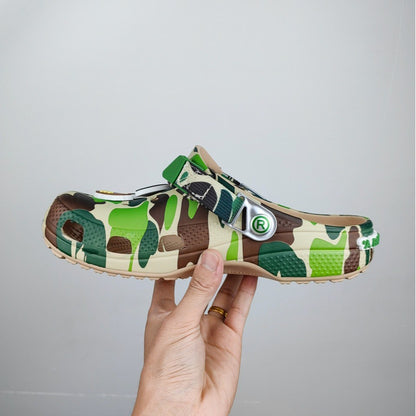 Cro Comfortable Versatile Clogs Yuren Head Collaboration Couple Shoes with Accessories