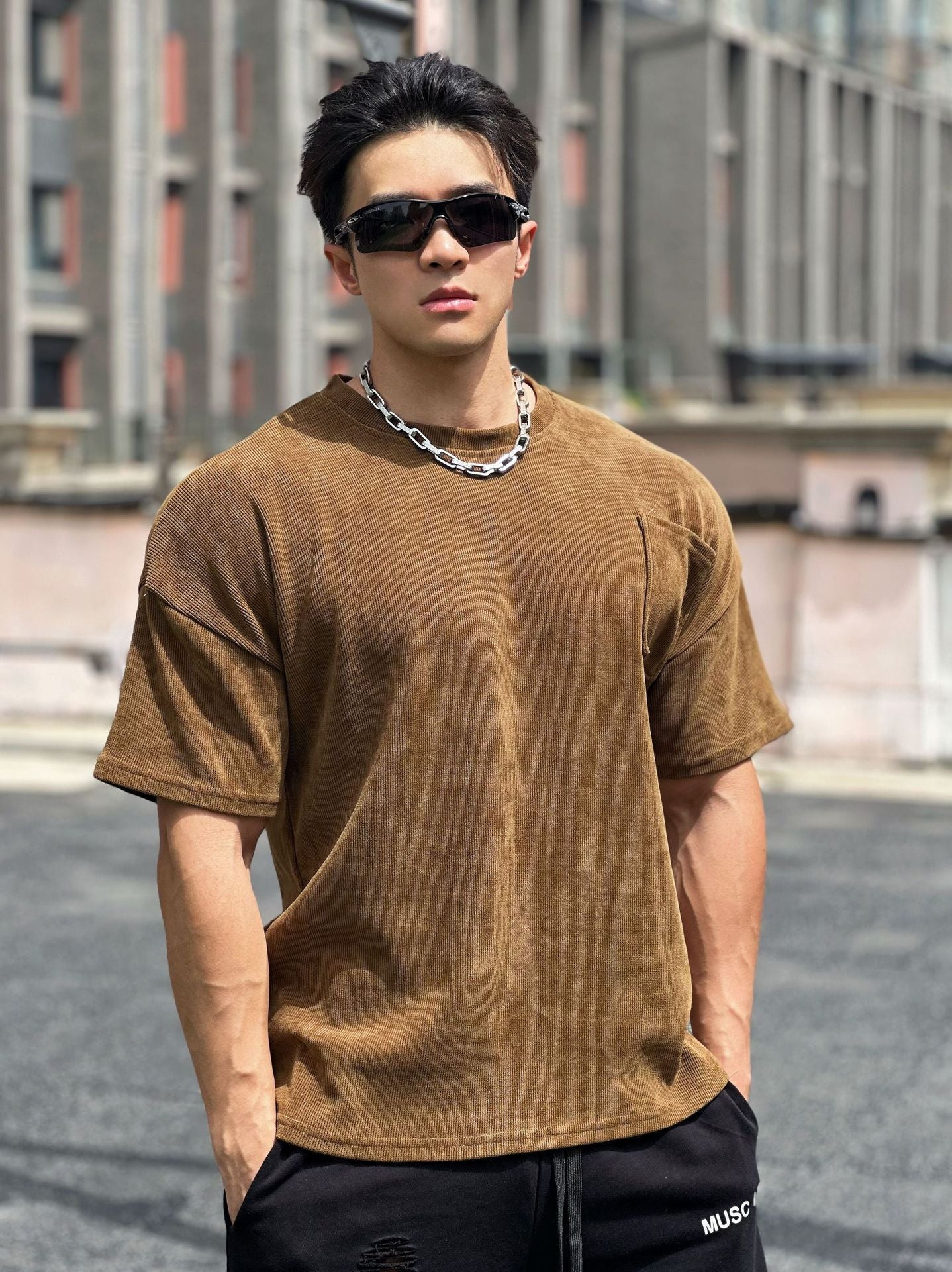 New Muscle Fitness Brothers Sports Men's T-Shirt Spring Summer Round Neck Corduroy Casual Running Men's Pocket T-Shirt