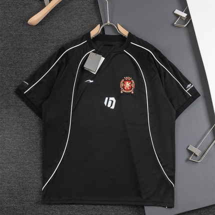 Must-have for couples! Manchester United collaboration crewneck short-sleeved T-shirt, 100% pure cotton, fashionable and versatile, suitable for all types of people.