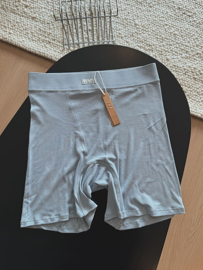Ski** Kardashian Boyfriend European and American 2025 Women's Spring Sports Ribbed Shorts Slim Fit Spring Summer New Style