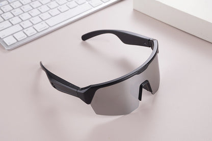 Outdoor Sports Sunglasses Smart Glasses Fashionable Cycling Bluetooth Glasses for Listening to Music and Calling Unisex
