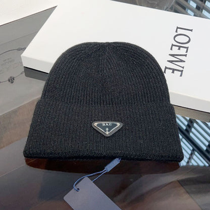 Winter Warm Knitted Hat Fashionable Export Style Pullover Windproof Thick Knitted Hat