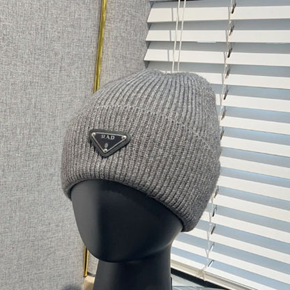 Winter Warm Knitted Hat Fashionable Export Style Pullover Windproof Thick Knitted Hat