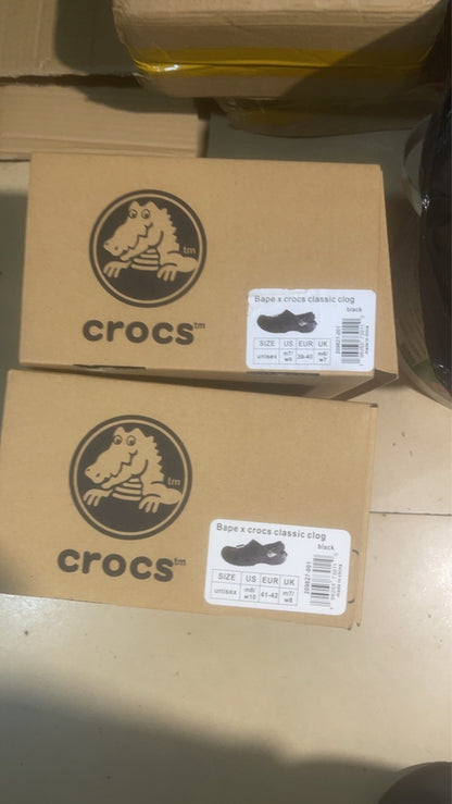 Cro Comfortable Versatile Clogs Yuren Head Collaboration Couple Shoes with Accessories