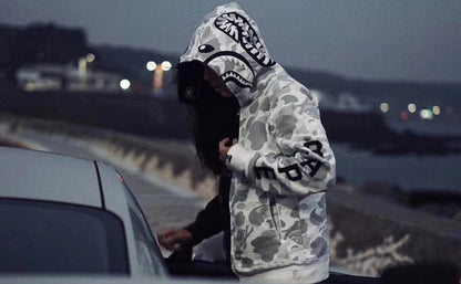Fashion Brand Shark Camouflage Zipper Sweater Men and Women Couple Loose Cotton Fleece-lined Hooded Cardigan Coat Men