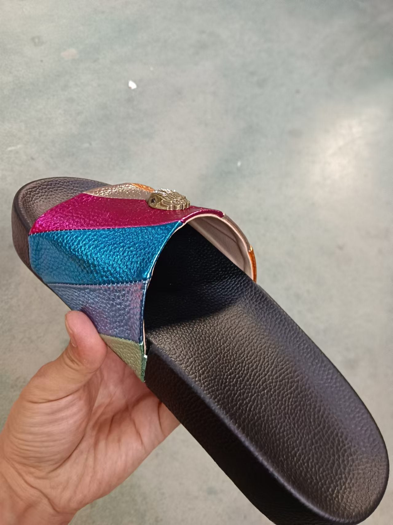 Men's Flip-Flops Summer 2025 New Non-Slip Outdoor Comfortable Vietnamese Soft Sole Sandals