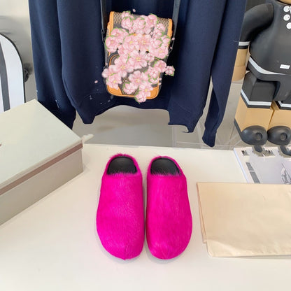 2024 New Couple Candy Color Internet Celebrity Same Style Fashion Closed-Toe Fur Slippers Women Flat Casual Horse Hair Half Slippers Men Shoes