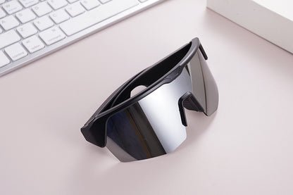 Outdoor Sports Sunglasses Smart Glasses Fashionable Cycling Bluetooth Glasses for Listening to Music and Calling Unisex