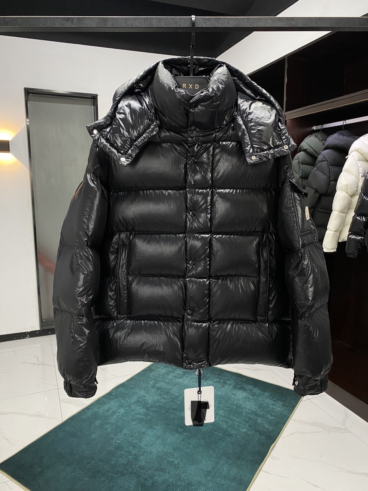 2026 Autumn and Winter New Mon Maya 70 Th Anniversary High-End Short down Jacket Temperament