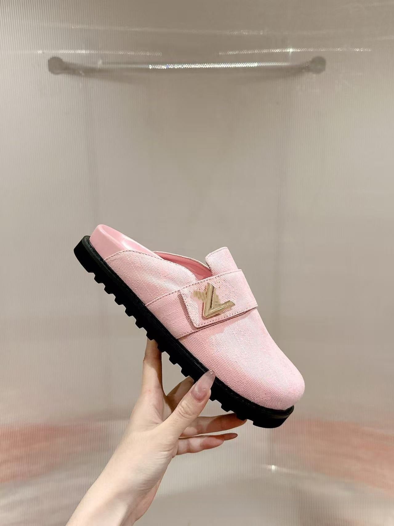 GMabcd Closed-Toe Shoes 2025 Retro Style Thick Sole Height-Increasing Buckle Casual Slip-On