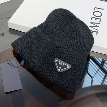 Winter Warm Knitted Hat Fashionable Export Style Pullover Windproof Thick Knitted Hat