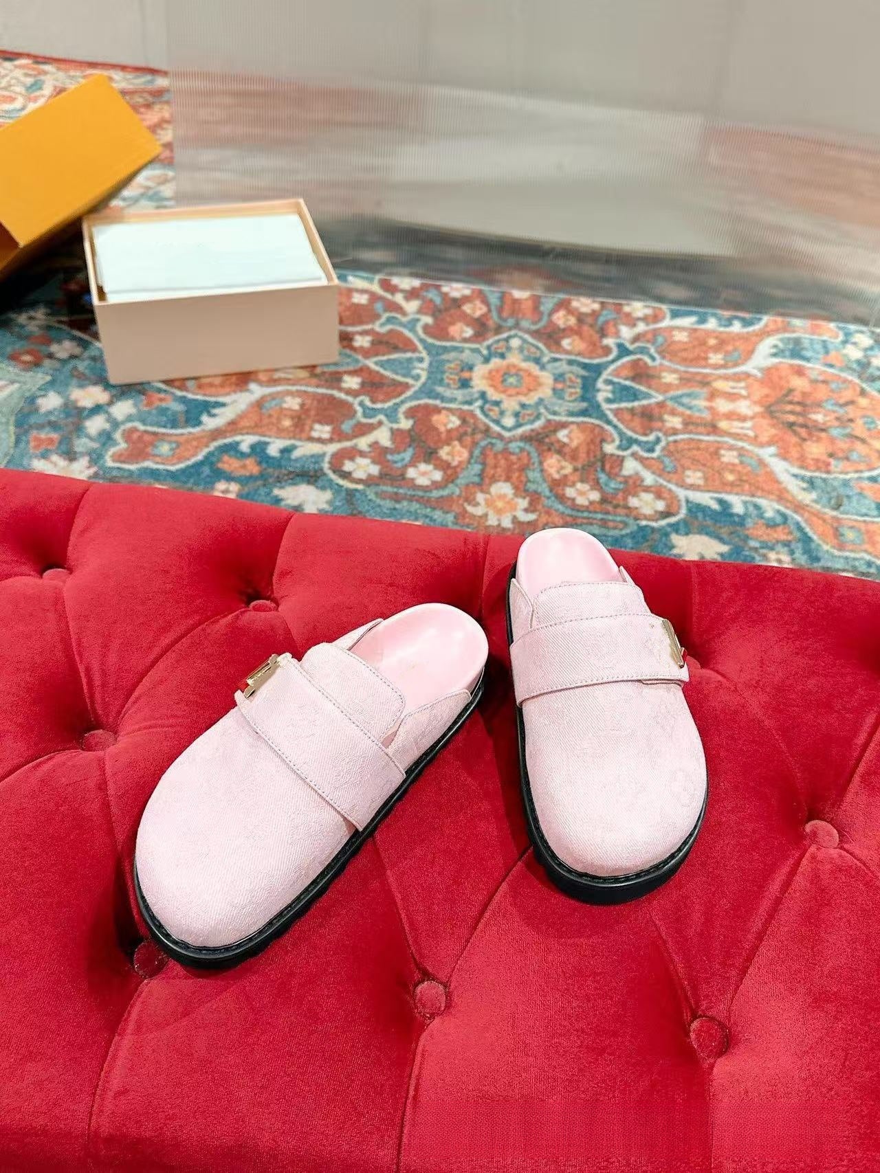 GMabcd Closed-Toe Shoes 2025 Retro Style Thick Sole Height-Increasing Buckle Casual Slip-On