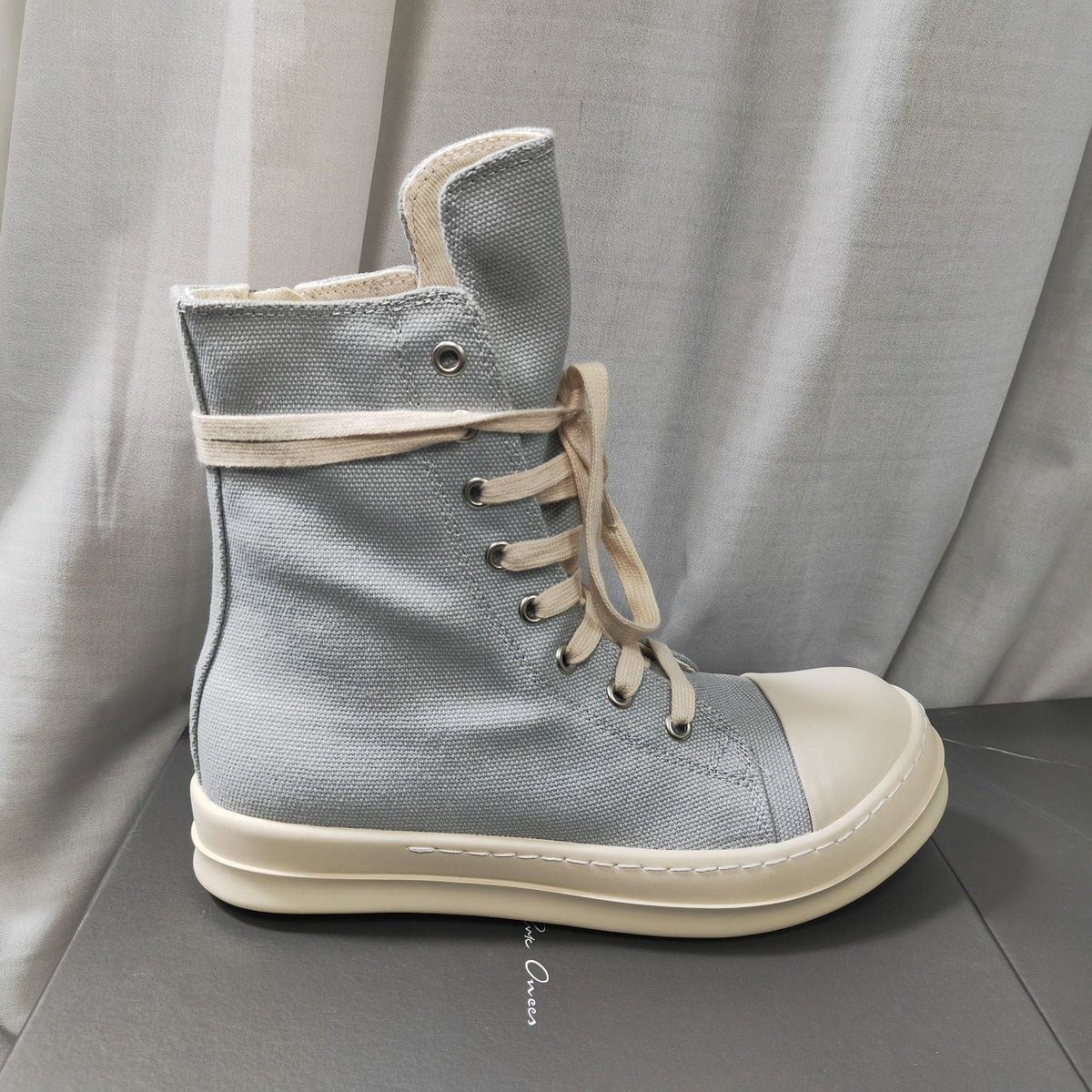 GMABCD U8800 Grey Canvas High-Top - original style image